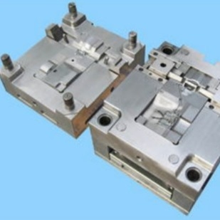 Customized Manufacturing and High Accuracy Rapid Tooling with Short Lead Time